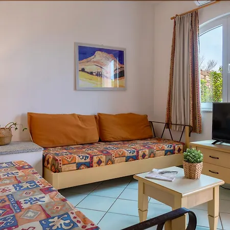 Costarossa Village *