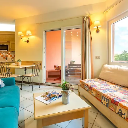 Costarossa Village Appartement