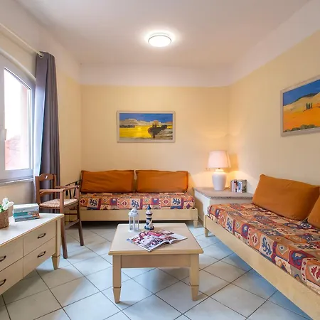 Appartement Costarossa Village *