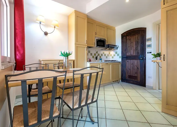 Апартаменты Costarossa Village